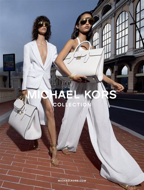 michael kors schief|michael kors model.